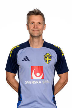 Physio Janaxel Olsson poses for a portrait