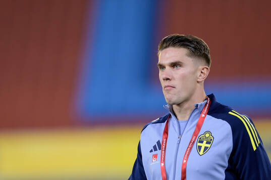 Viktor Gyökeres of Sweden ahead o the FIFA World Cup