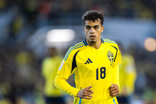 Yasin Ayari of Sweden