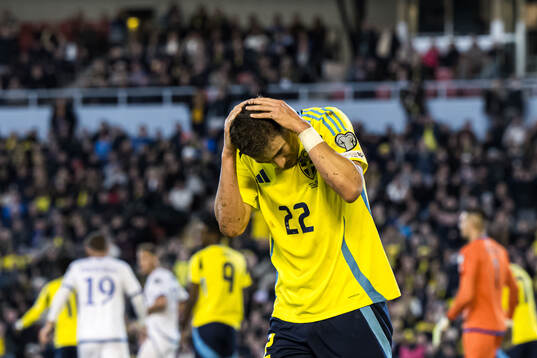 Gustaf Lagerbielke of Sweden looks dejected