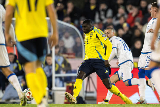 Ken Sema of Sweden