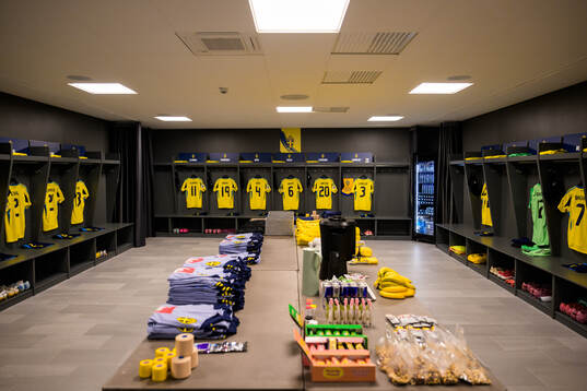 The jerseys of Anthony Elanga, Roony Bardghji, Isak Hien,