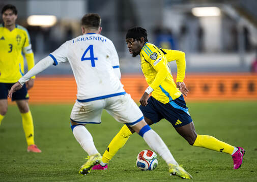 Ilir Krasniqi of Kosovo and Anthony Elanga of Sweden
