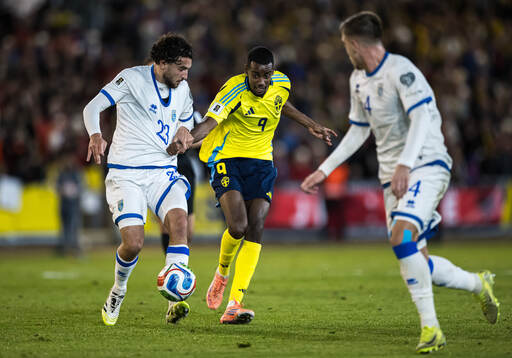 Leon Avdullahu of Kosovo and Alexander Isak of Sweden
