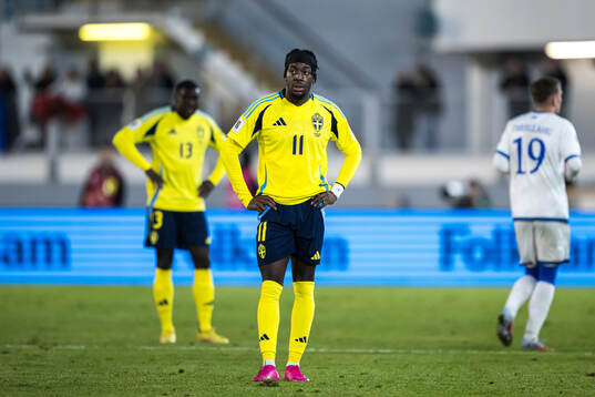 Anthony Elanga of Sweden