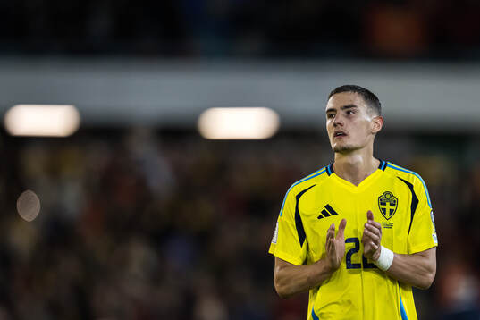 Gustaf Lagerbielke of Sweden looks dejected