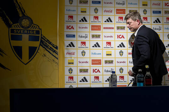 Bläddra bland fler bilder av Football, World Cup Qualifier, Sweden - Kosovo