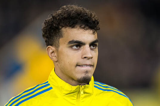 Yasin Ayari of Sweden