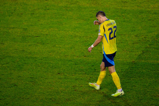 Gustaf Lagerbielke of Sweden looks dejected