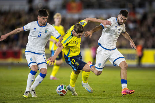 Viktor Gyökeres of Sweden, Albian Hajdari and Kreshnik