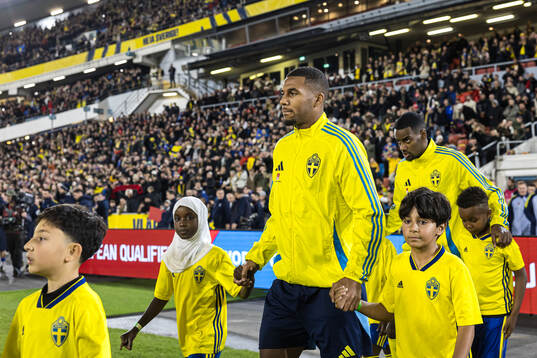 Isak Hien and Alexander Isak of Sweden