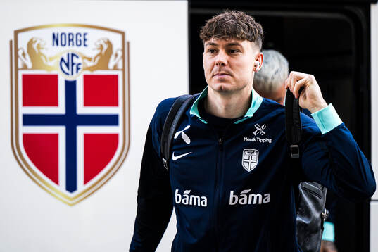 Jørgen Larsen of Norway arrives