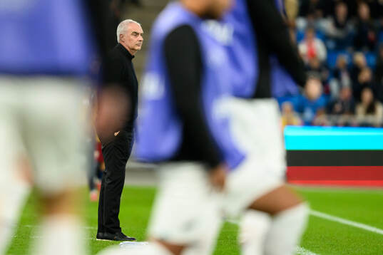 Head coach Darren Bazeley of New Zealand