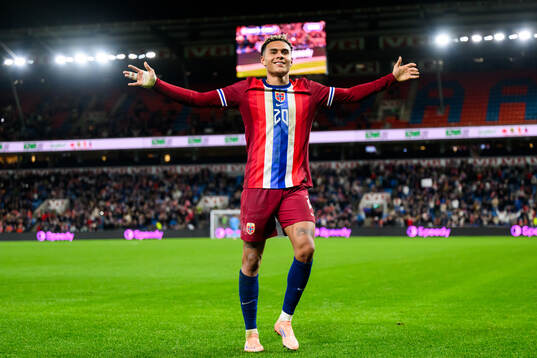 Bläddra bland fler bilder av Football, International friendly, Norway - New Zealand