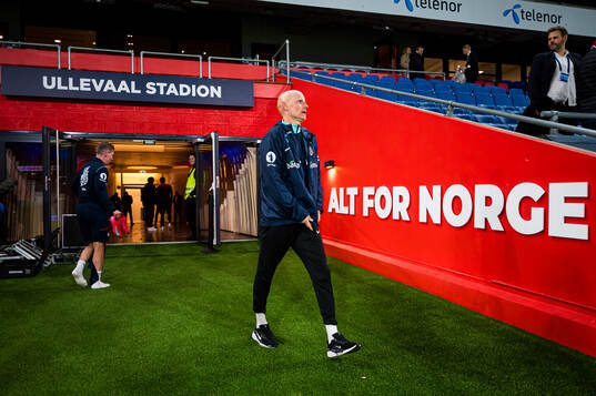 Head coach Ståle Solbakken of Norway