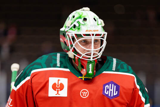 Goalkeeper Lars Johansson of Frölunda