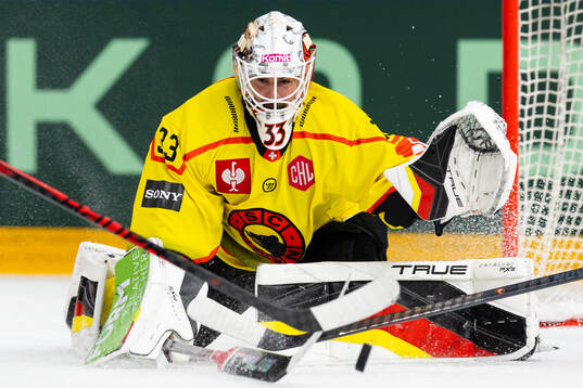 Goaltender Sandro Zurkirchen of SC Bern