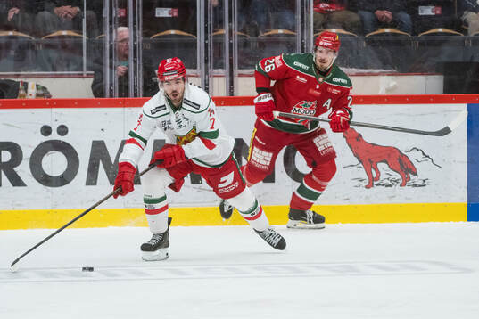 Moras Ethan De Jong och Modos Emil Larsson