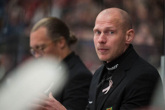 Moras tränare Oscar Dahlgren