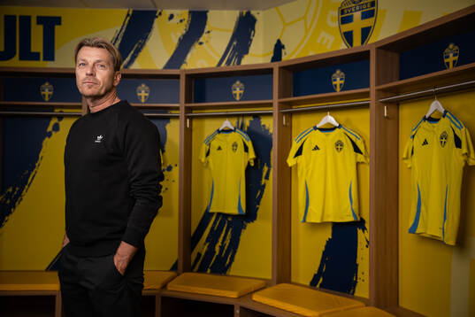 Tony Gustavsson, head coach of the Swedish women's national