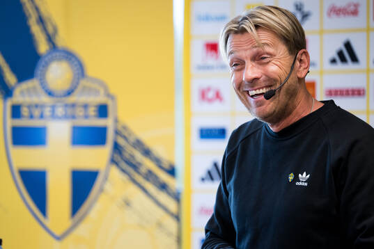 Bläddra bland fler bilder av  Football, Women's Nations League, Sweden, Press conference