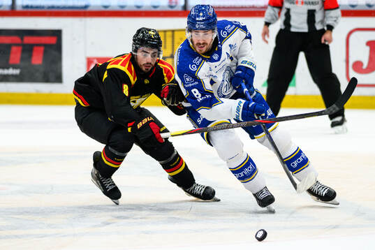 Brynäs Bobby Trivigno och Leksands Matt Caito