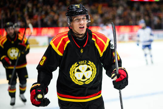 Brynäs Oskar Lindblom jublar