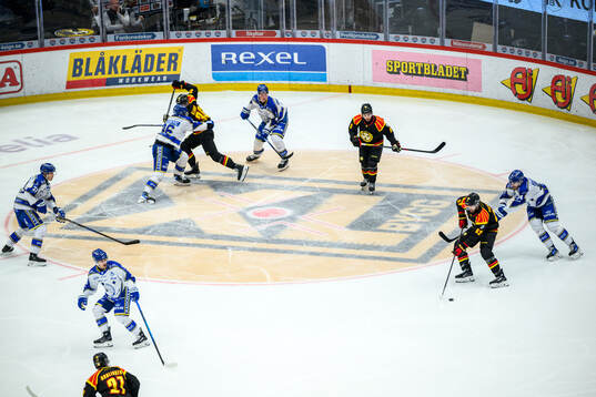 Brynäs Jack Kopacka och Leksands Peter Cehlarik