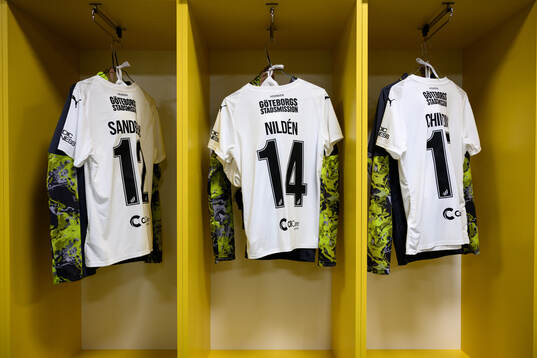 The jerseys of Stine Sandbech, Matilda Nildén and Faith