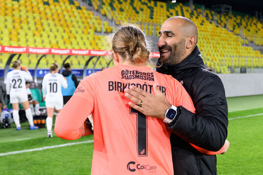 Goalkeeper Fanney Birkisdottir and head coach Mak Lind of