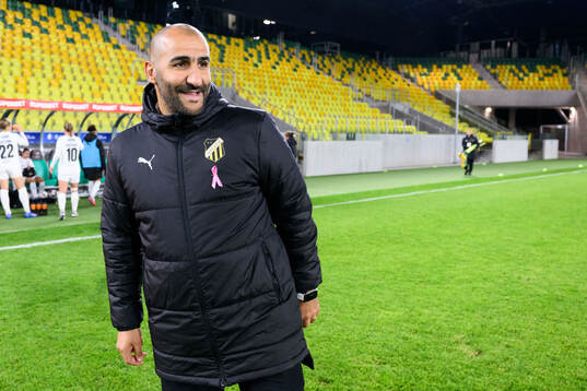 Head coach Mak Lind of Häcken