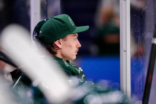 Färjestads målvakt Emil Larmi