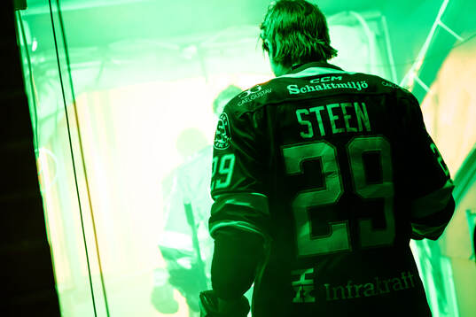 Färjestads Oskar Steen