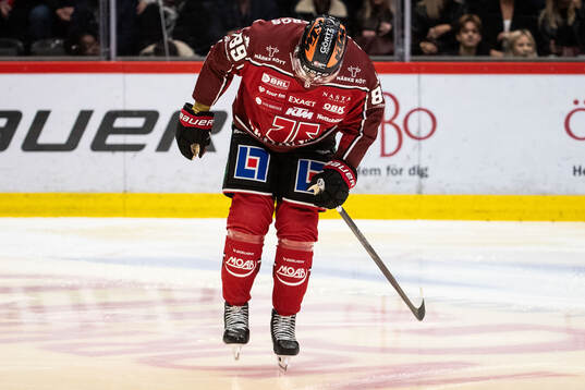 Örebros Patrik Karlkvist har ont