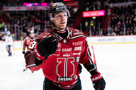 Örebros Christopher Mastomäki jublar