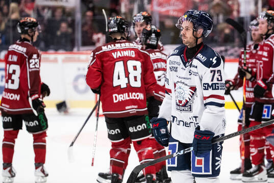 Linköpings Nicholas Shore deppar