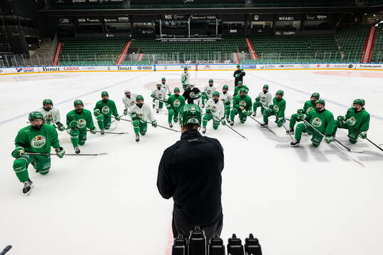 Bläddra bland fler bilder av Ishockey, NDHL, Rögle, Träning
