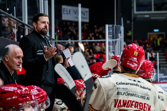 Kalmars tränare Viktor Tuurala