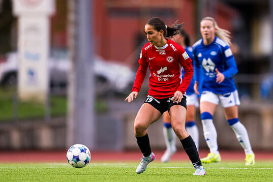Synne Hodnefjell of Arna-Bjørnar