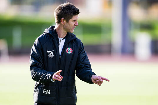 Head coach Erik Mjelde of Arna-Bjørnar