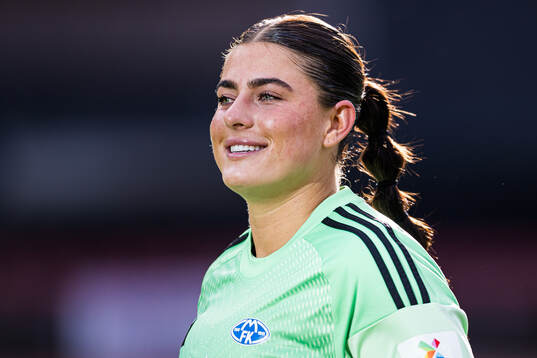 Goalkeeper Kenna Marie Caldwell of Molde