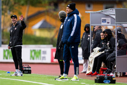 Head coach Erik Mjelde of Arna-Bjørnar