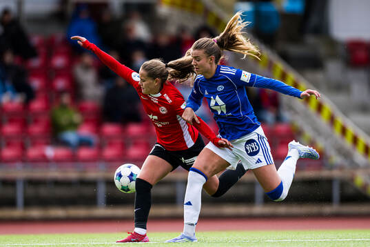 Tina Skogedal of Arna-Bjørnar and Mille Aune of Molde