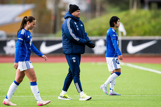 Head coach Kent Rudning of Molde looks dejected