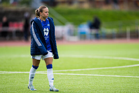 Marie Rekdal Johannsdottir of Molde looks dejected