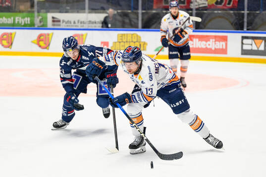 Linköpings Eskild Bakke Olsen och Växjös Dylan Mclaughlin