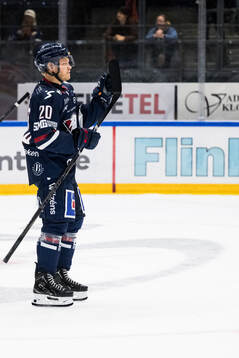 Linköpings Johan Johnsson  deppar