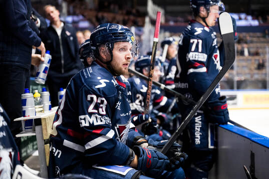Linköpings Robin Kovacs deppar