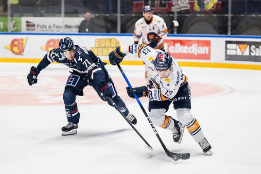 Linköpings Eskild Bakke Olsen och Växjös Dylan Mclaughlin