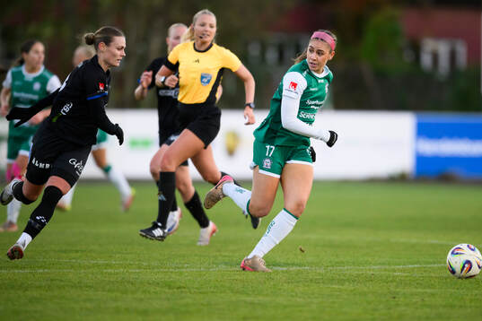 Växjö DFFs Maja Bodin och Alingsås Julia Elvbo